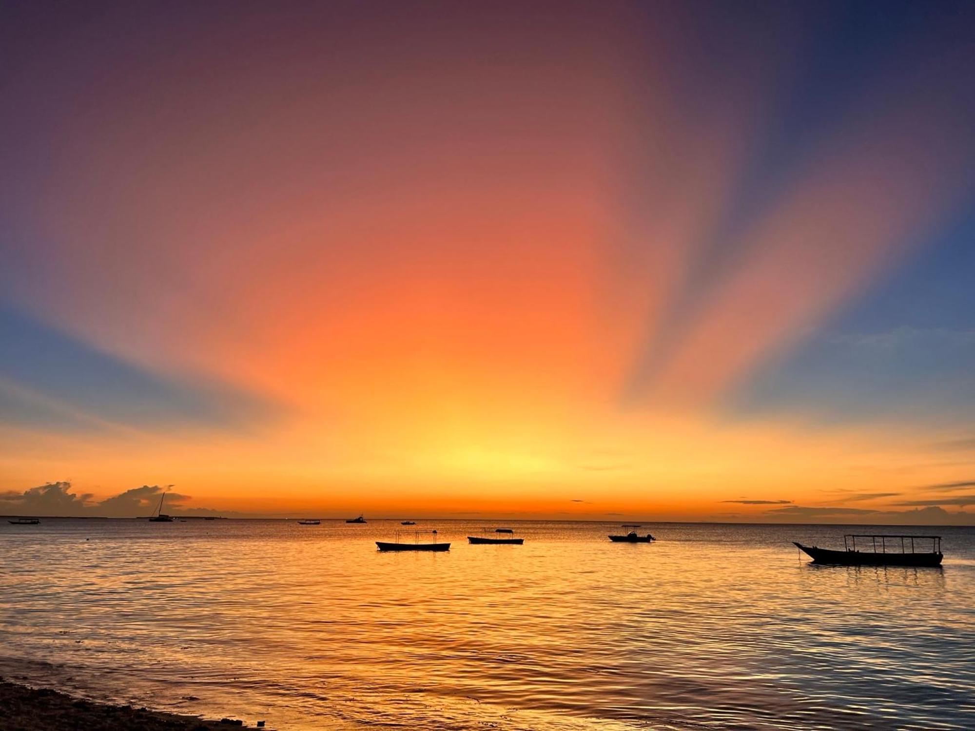 Zava Nungwi Hotel Bagian luar foto