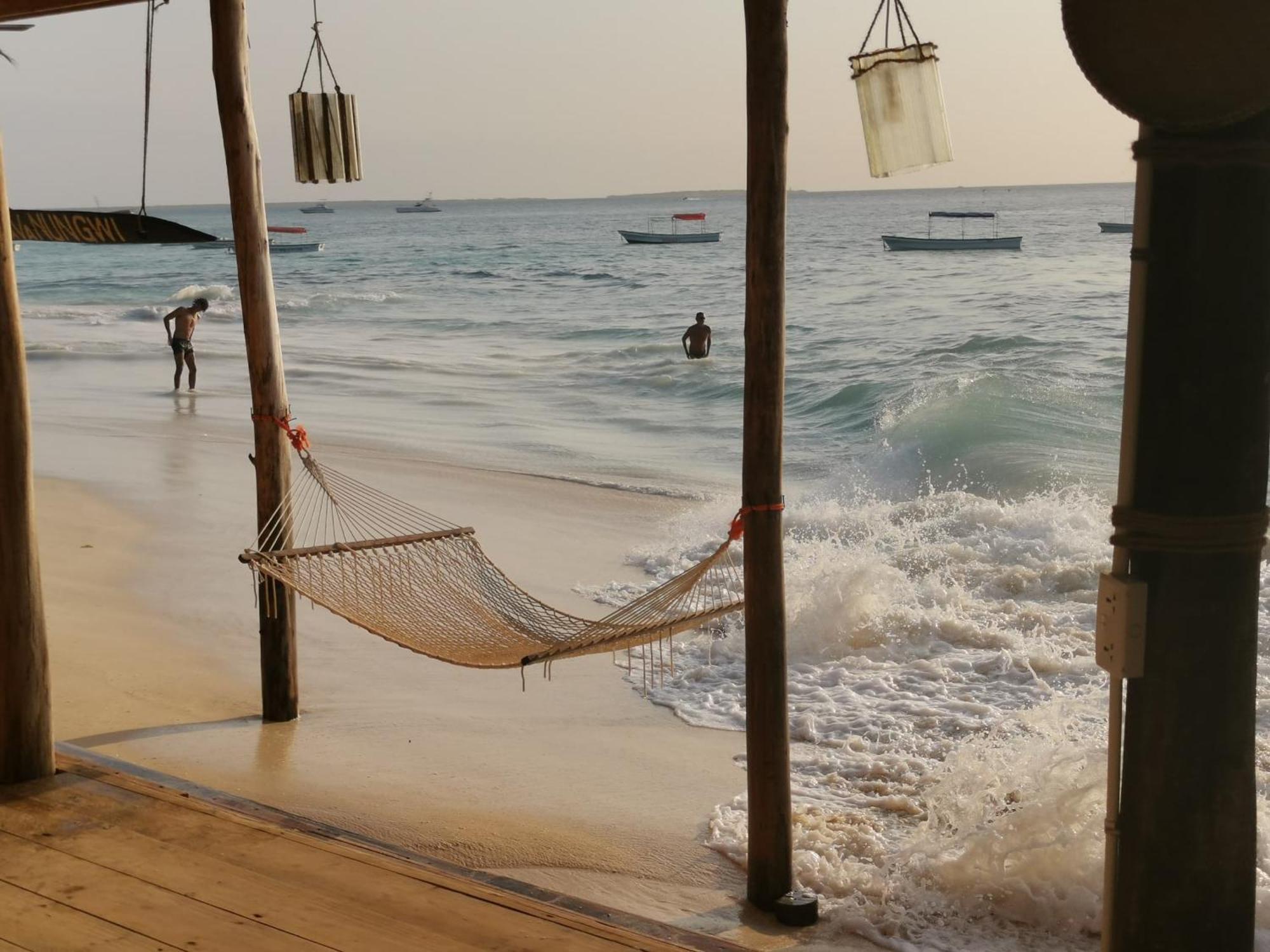 Zava Nungwi Hotel Bagian luar foto